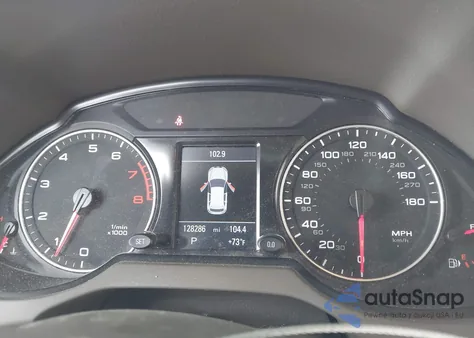 2011 Audi Q5 3.2 Premium Plus z USA, uszkodzony, nr VIN WA1DKAFP9BA097454